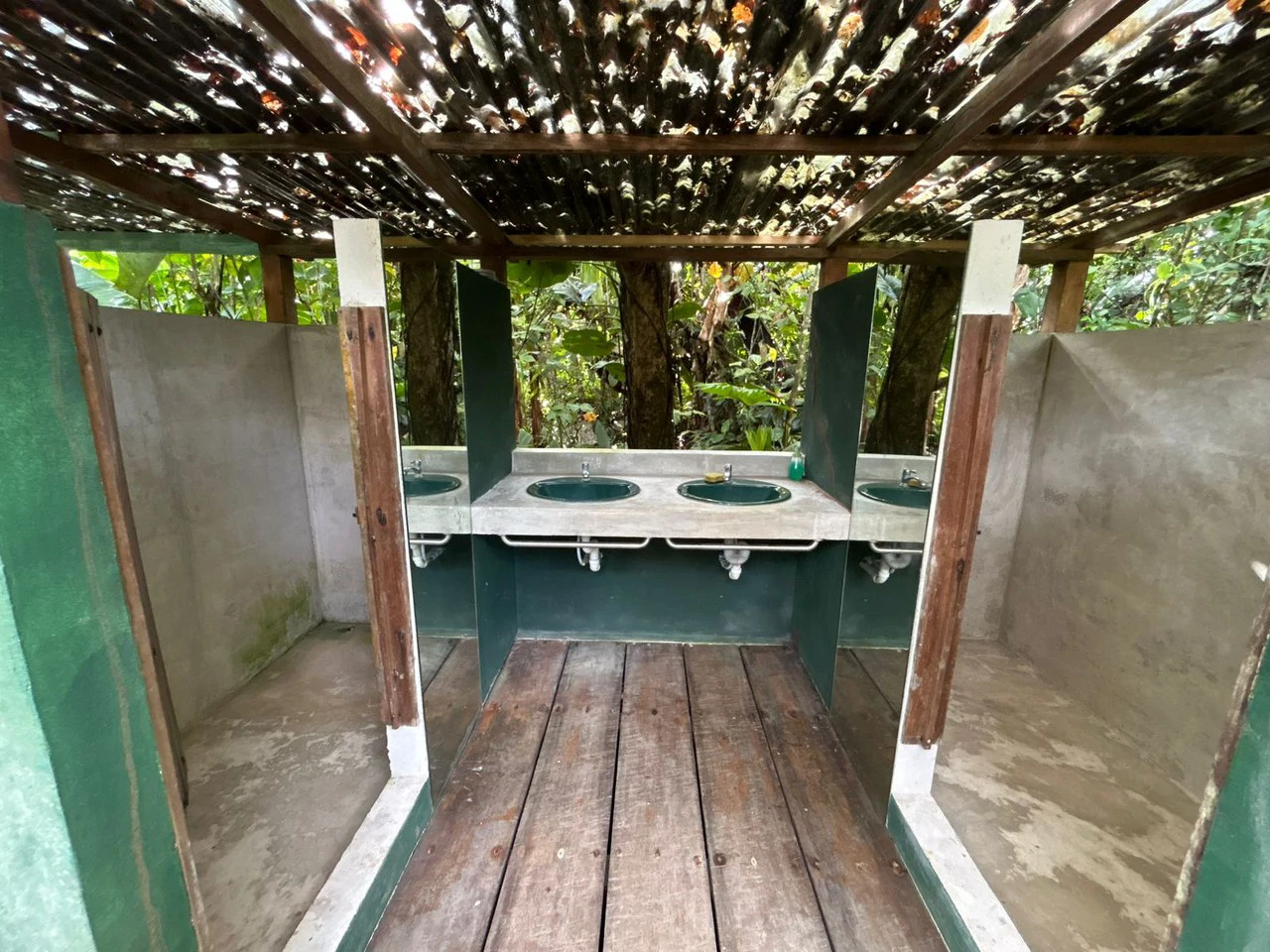 60 Acre Fully Sustainable and Impactful Conservation Initiative Near Golfito: Mountain Multi Unit Building For Sale in Golfito - Gallery image 37