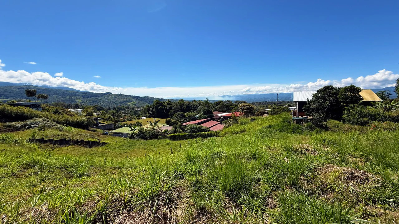 Home Construction Site For Sale in Miravalles - Gallery image 4