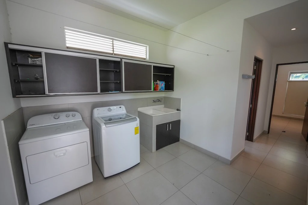 House For Sale in Lindora - Gallery image 13