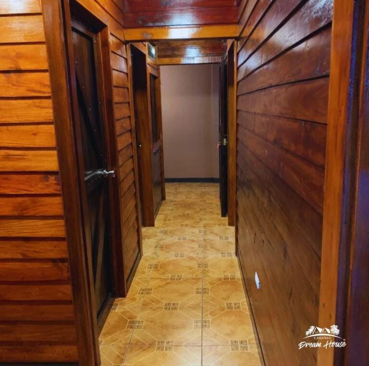 PROPIEDAD TIPO CABAÑA: Countryside Property For Sale in Atenas - Gallery image 24