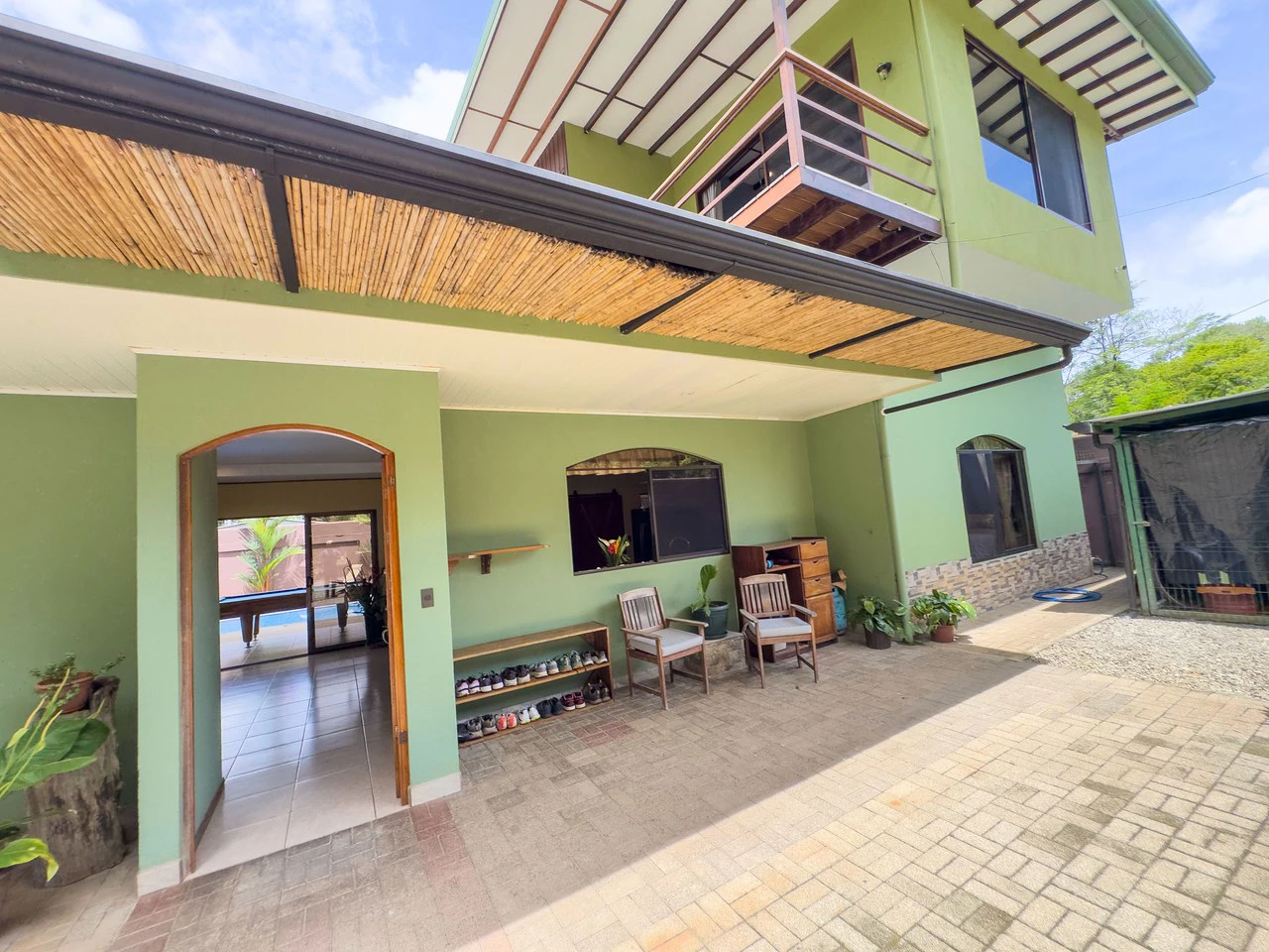 Naranjito corner lot house - photo 7