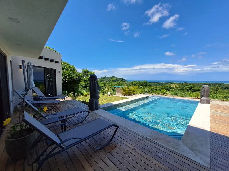 Villa Buena Vista y Lote Linda Vista: Exceptional 2.8-Acre Estate with Luxury 4-Bedroom Home, Panoramic Views, and Expansion Lot, Just Minutes from Samara - Gallery image 9