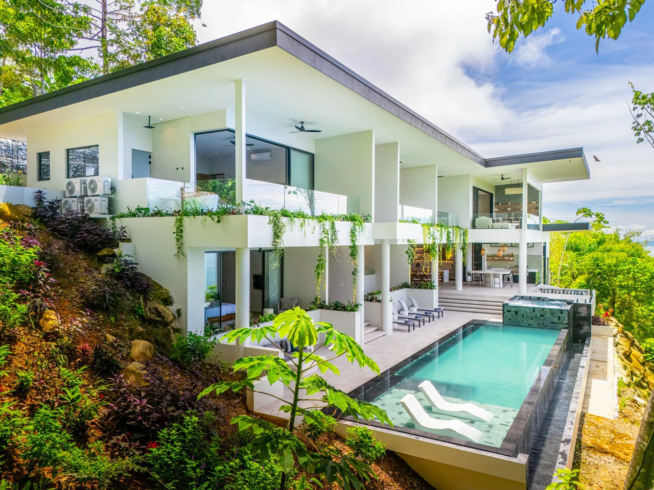 Acqua Blu: Mountain House For Sale in Escaleras - Gallery image 10