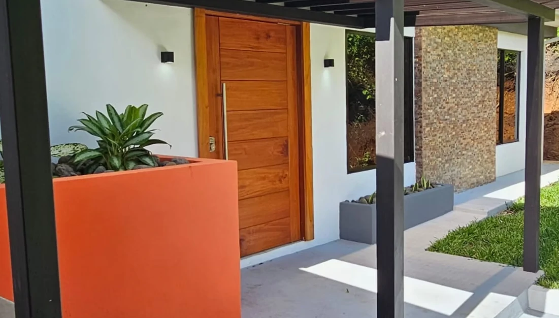 VILLA  AMANDA: Urban Style Home in Rural Setting - Gallery image 37