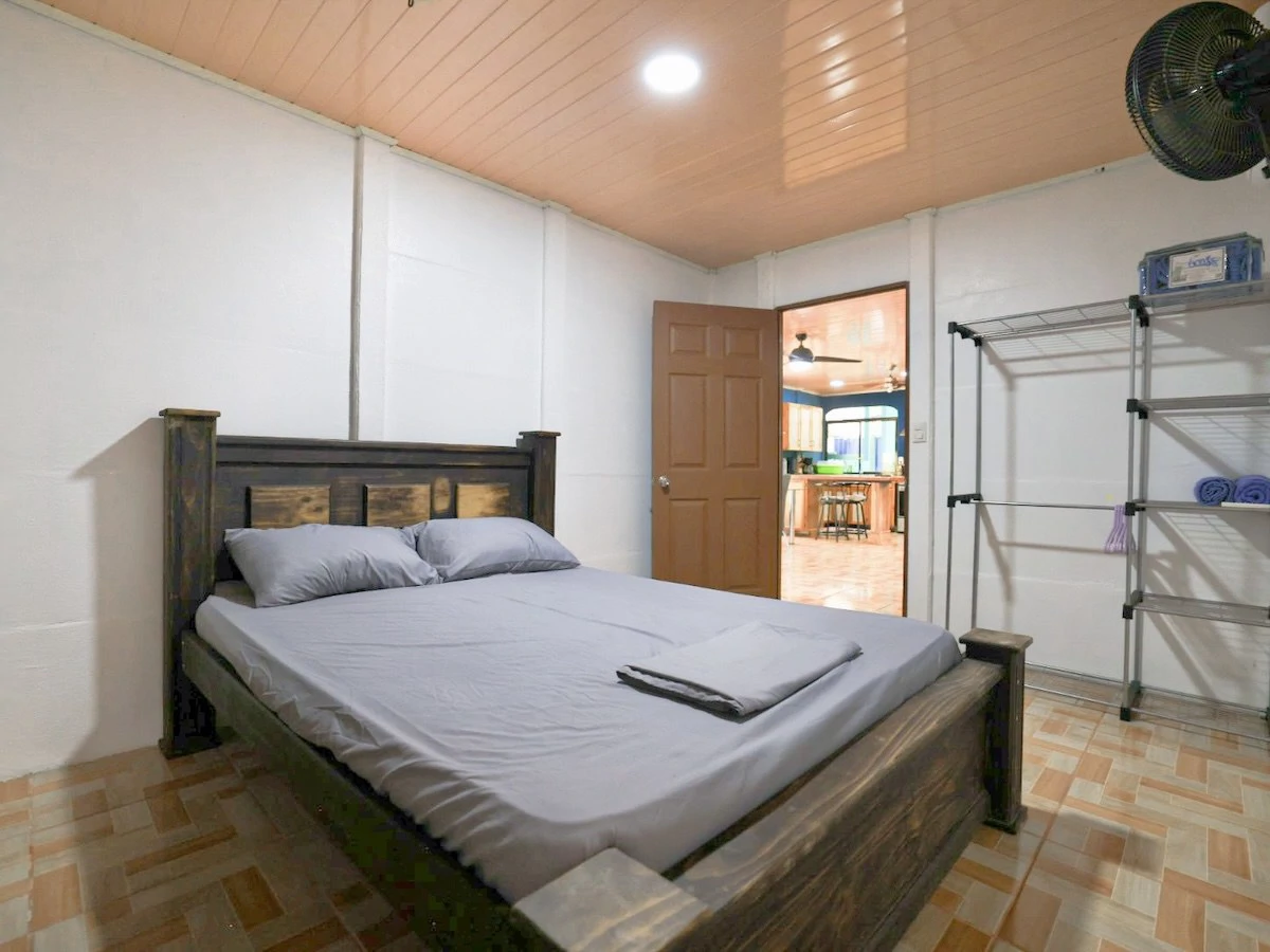 3 Bedroom Home Near Puerto Jiménez - Gallery image 9