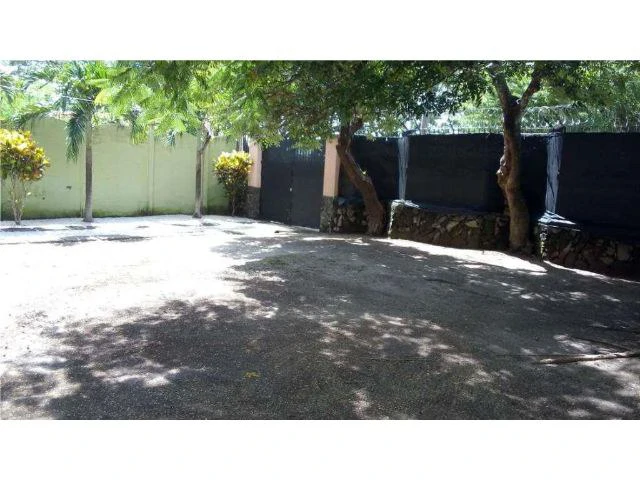 Private house for sale, detached and spacy modern 3-bed home for sale in the center of Liberia - Gallery image 9