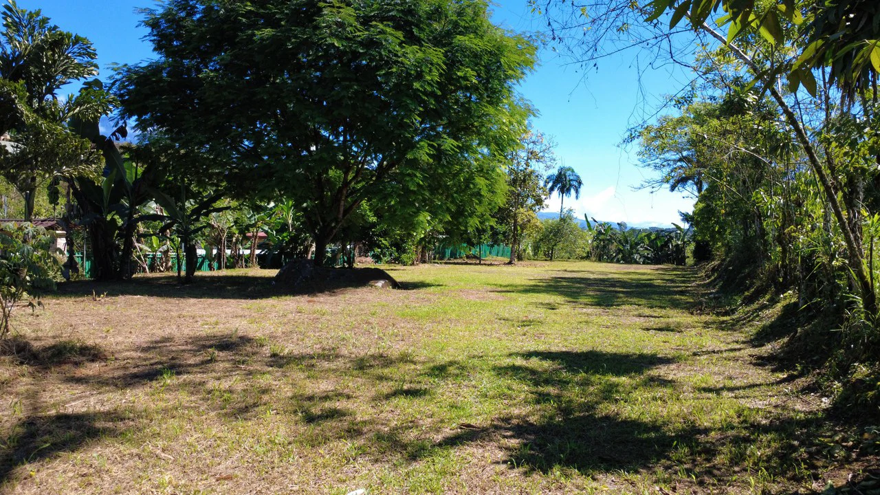 Countryside Home Construction Site For Sale in San Pedro - Gallery image 15