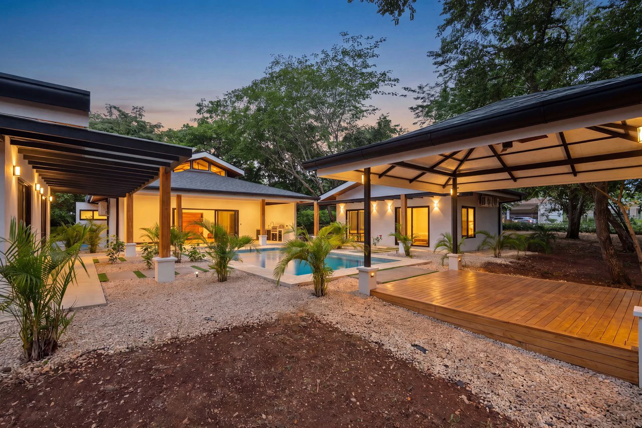 Villa Mariposa: New Balinese-Inspired Luxury Villa Steps from Playa Brasilito - photo 23