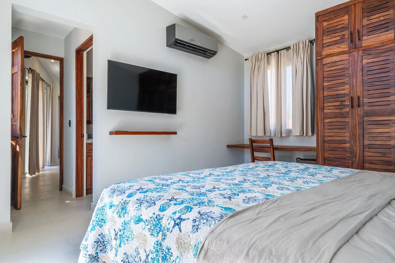 Casa Jacaranda: Brand new home on the beach access in Palm Beach Estates, Playa Grande - Gallery image 3