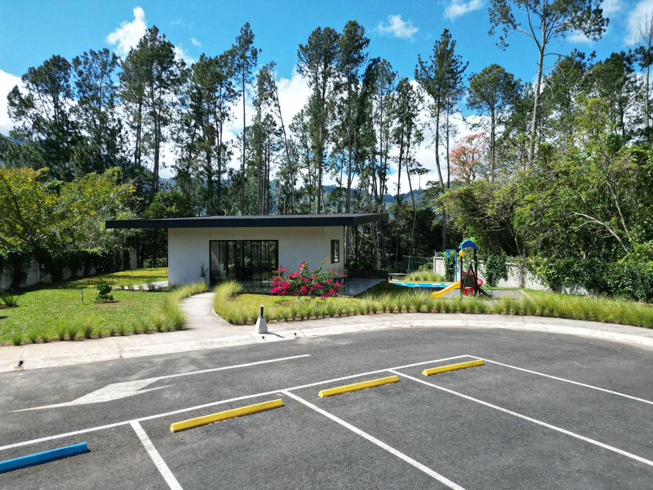 Lot for sale in gated community mountain view Cachi Cartago Costa Rica - Gallery image 28