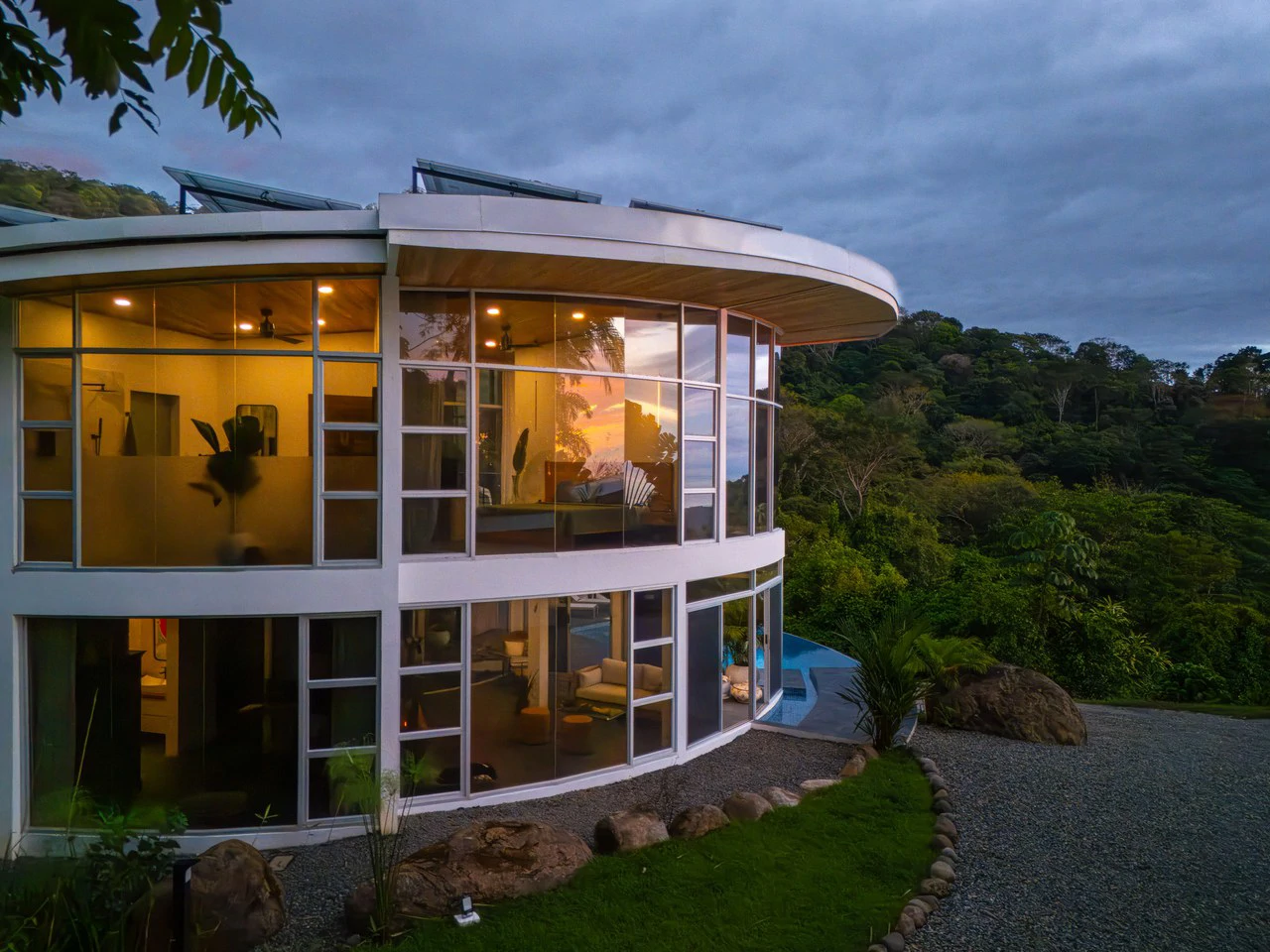 The Glass House. Sustainability, Luxury and Nature. - Gallery image 4