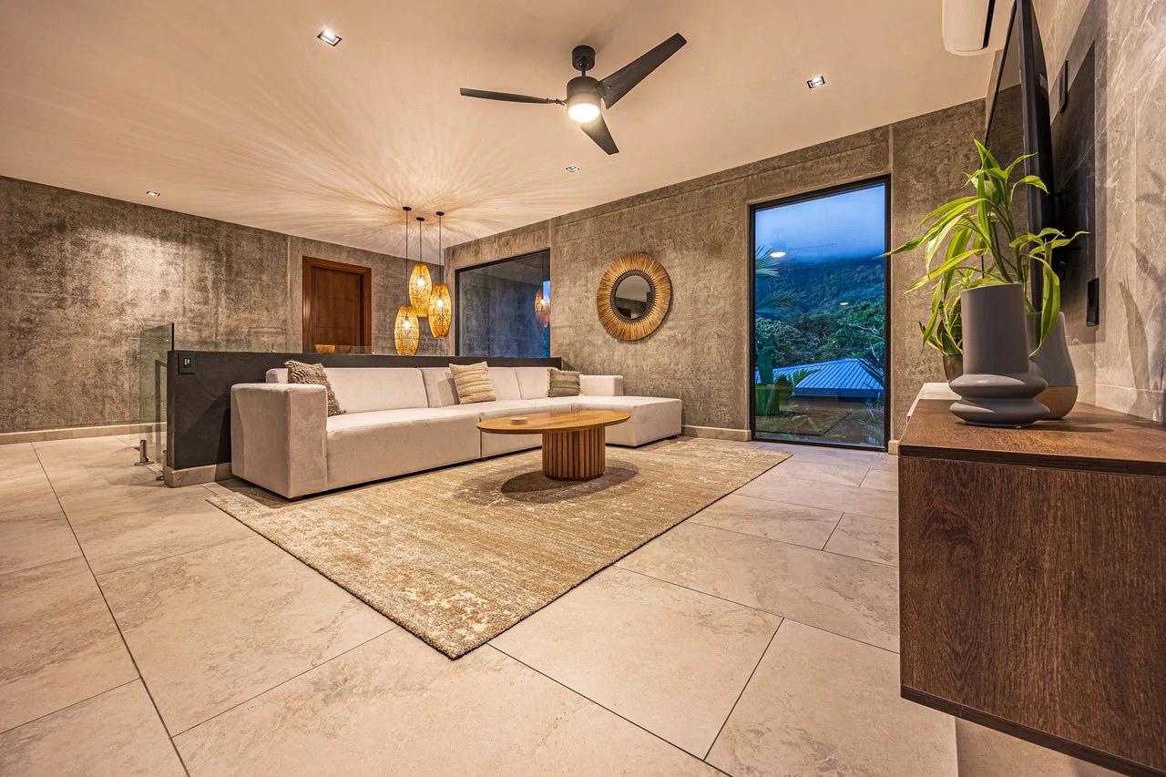 A True Estate Beyond Compare, Ocean Views For Miles: Mountain House For Sale in Uvita - Gallery image 14