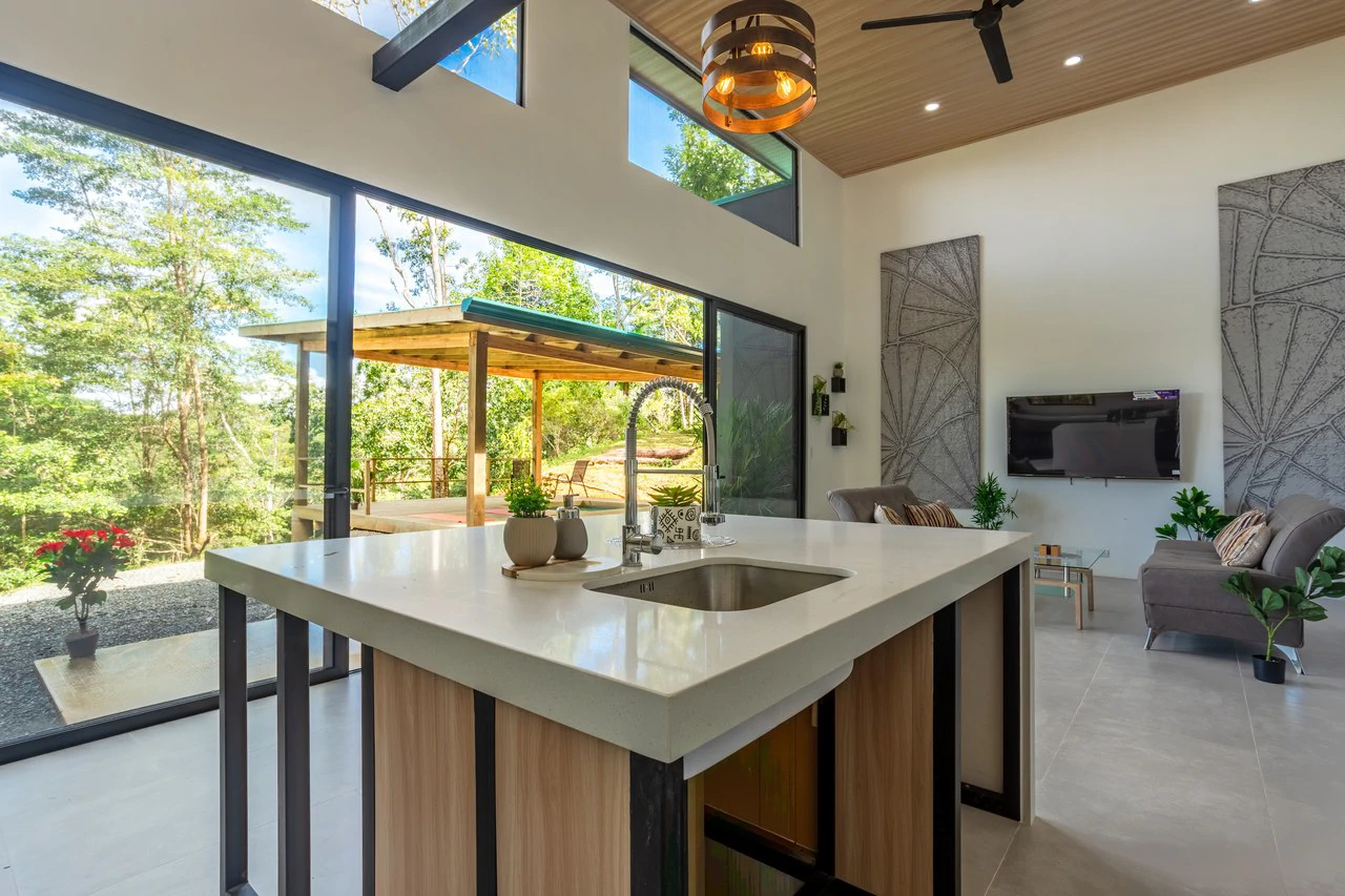Home with Additional Building Areas and Creek on 3.5 Acres - Gallery image 15