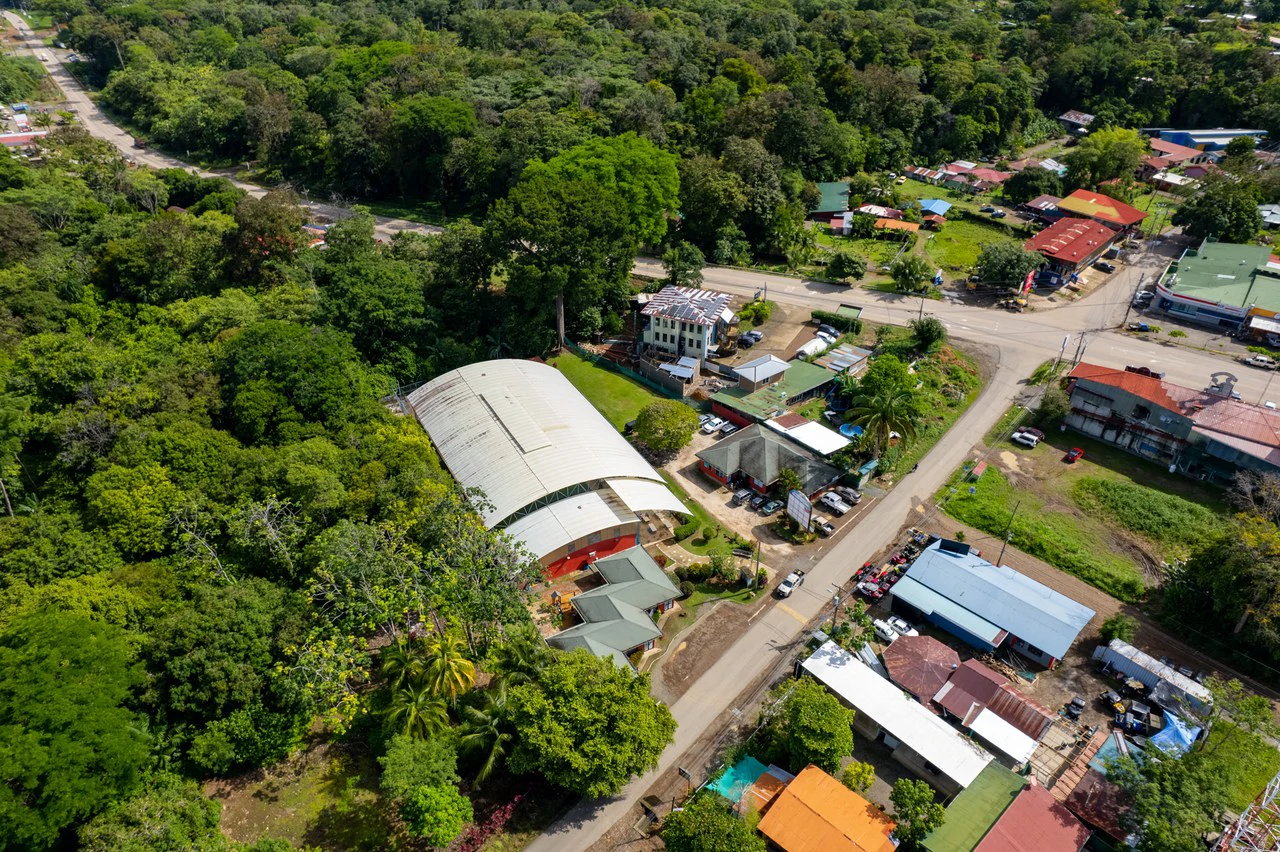 THRIVING SPORTS AND COMMERCIAL BUSINESS WITH OWNER FINANCING OPTION: Rincon Uvita - Gallery image 38