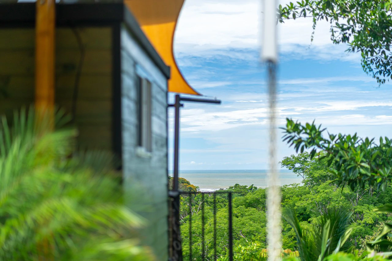 Casa Chiquita: Ocean View Retreat in the Heart of Ojochal – 3 Bed, 3 Bath with Pool, Fruit Trees & Prime Location - Gallery image 44