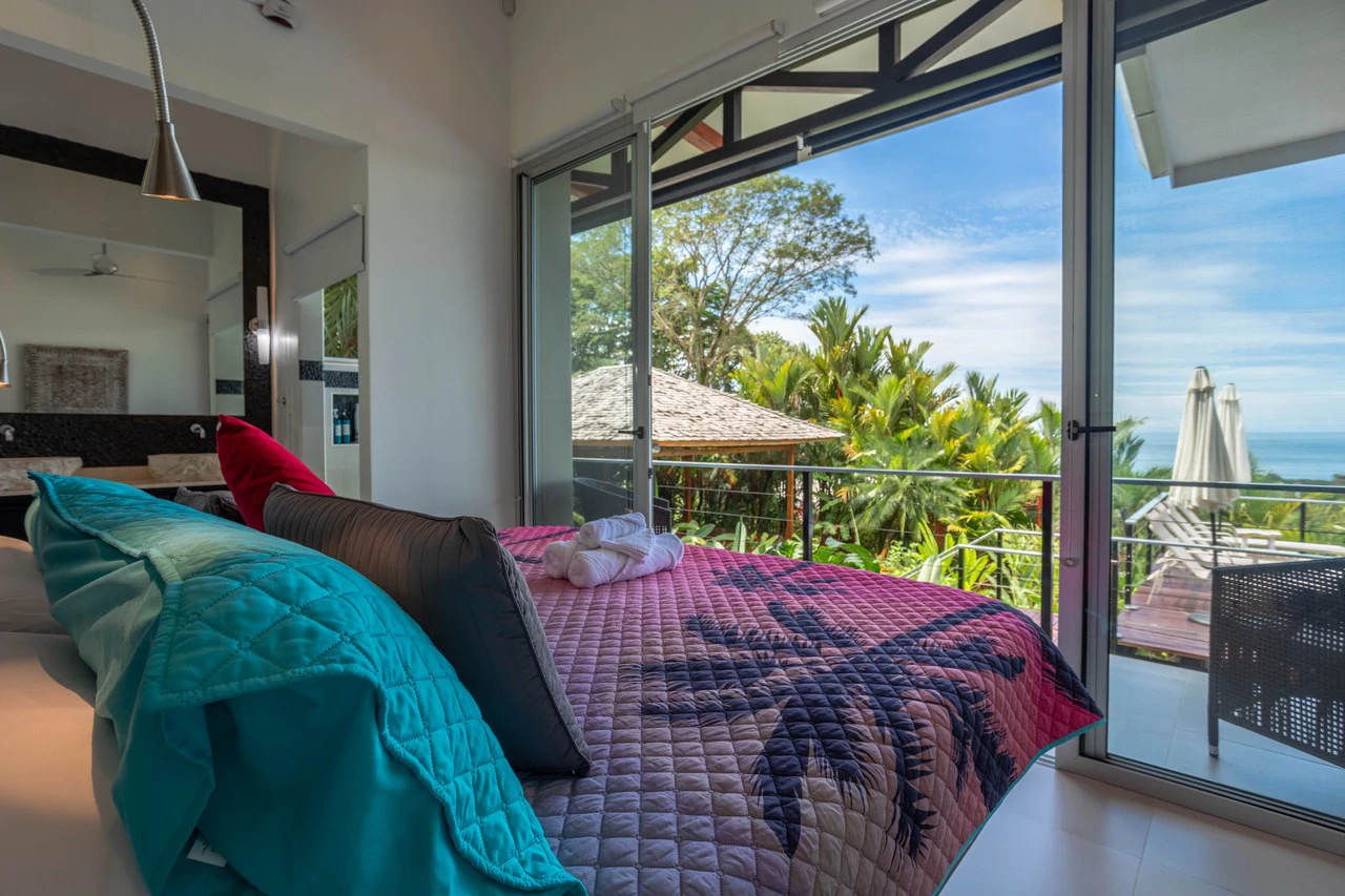 Luxury Villa with Guest House and Ocean Views of Costa Ballena - Gallery image 47