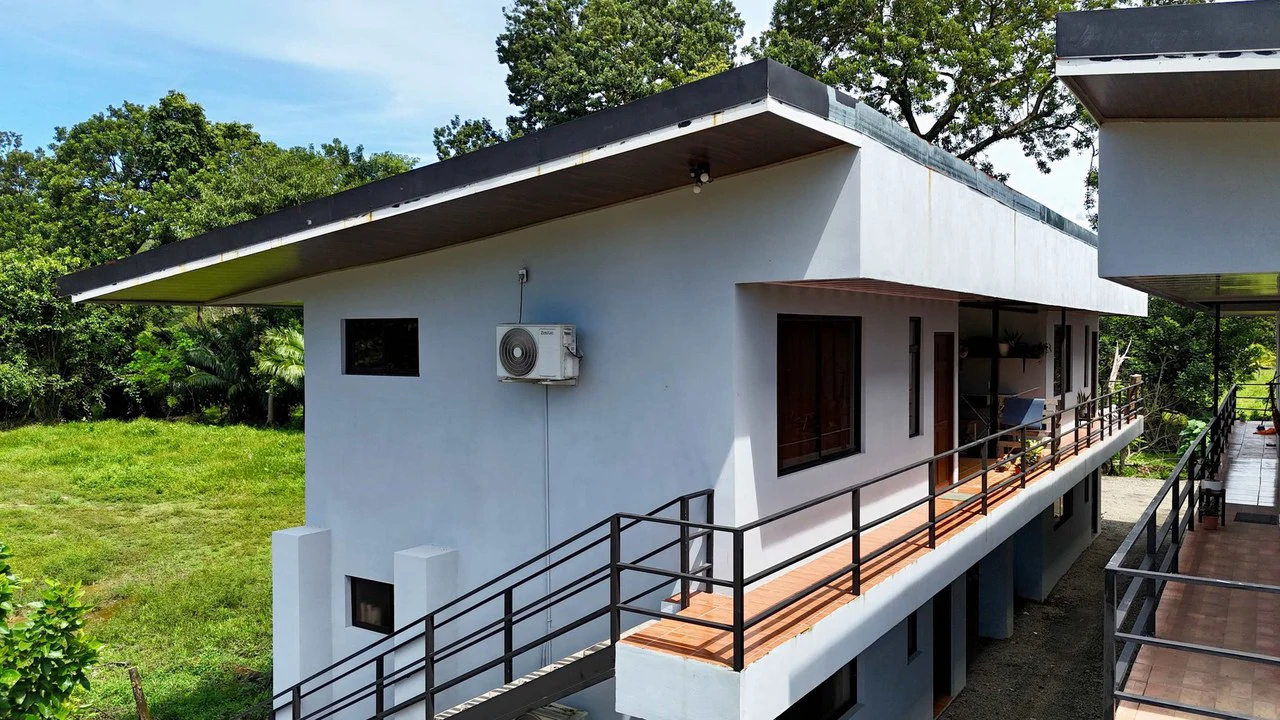 8-Unit Apartment in Bahía, Walking distance to the Beach - Gallery image 10