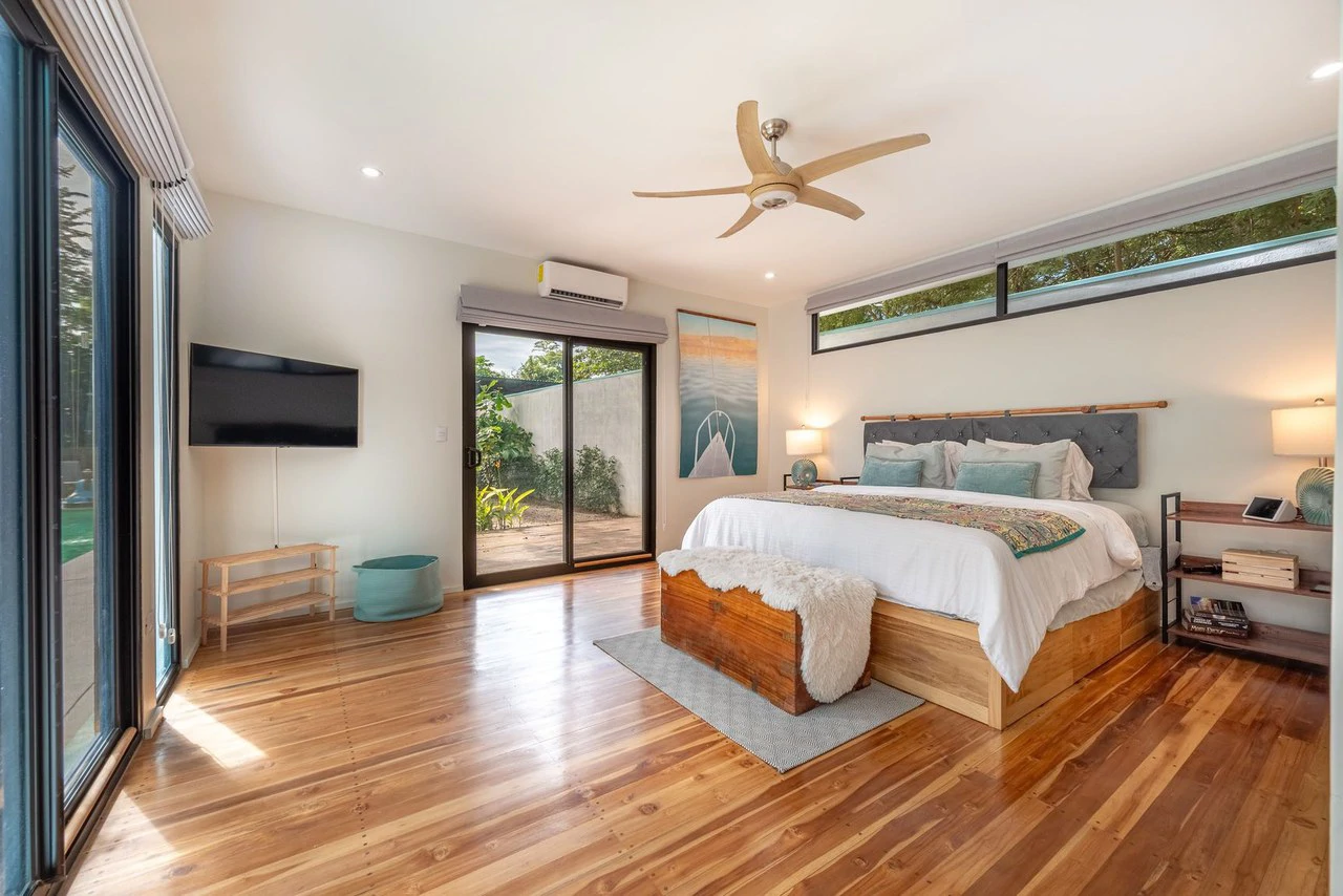 Casa Loto Azul: Exceptional Residence in Palm Beach Estates — Walk to Beach & Dining - Gallery image 17