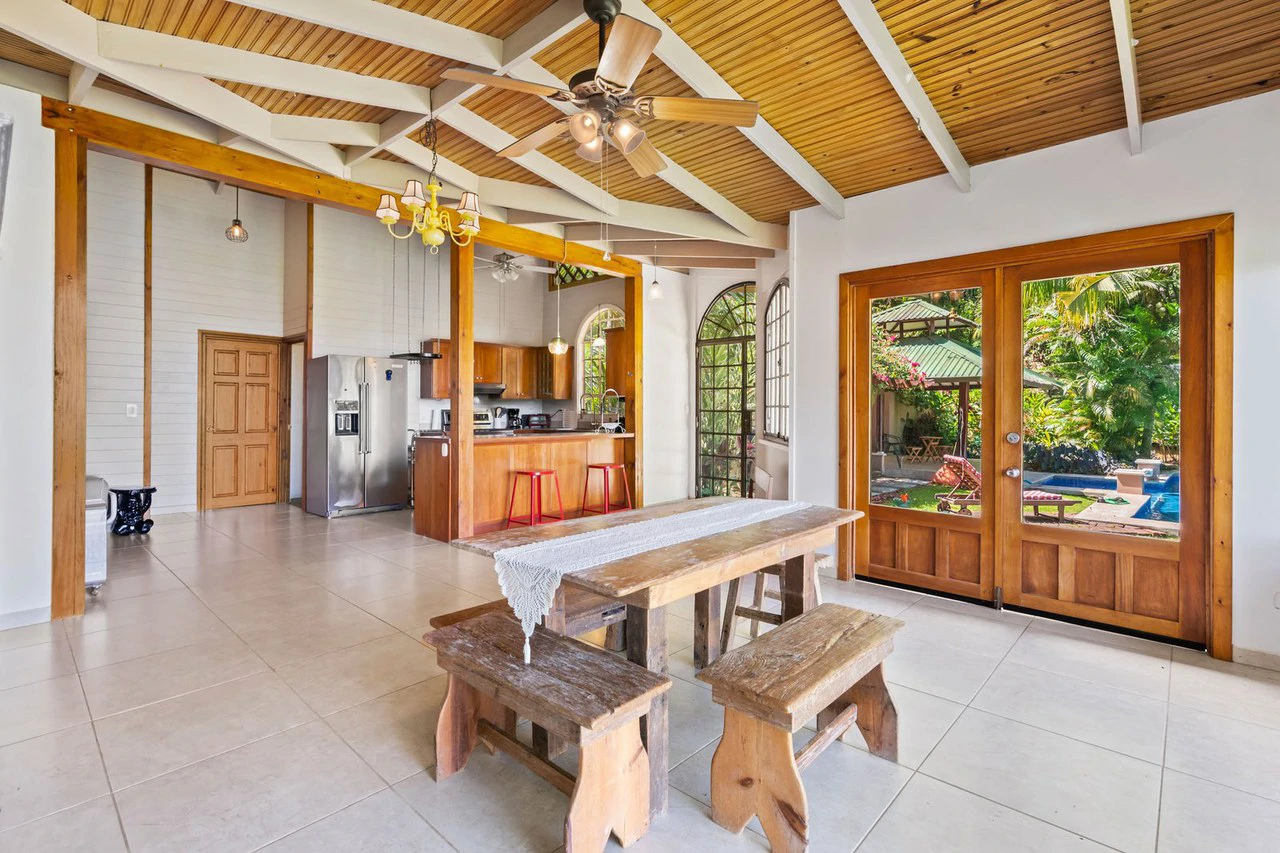 1.6 ACRES – 3 Bedroom Ocean And Mountain View Home With Pool, Public Road Frontage, ASADA Water, Room To Expand!!!! - Gallery image 11