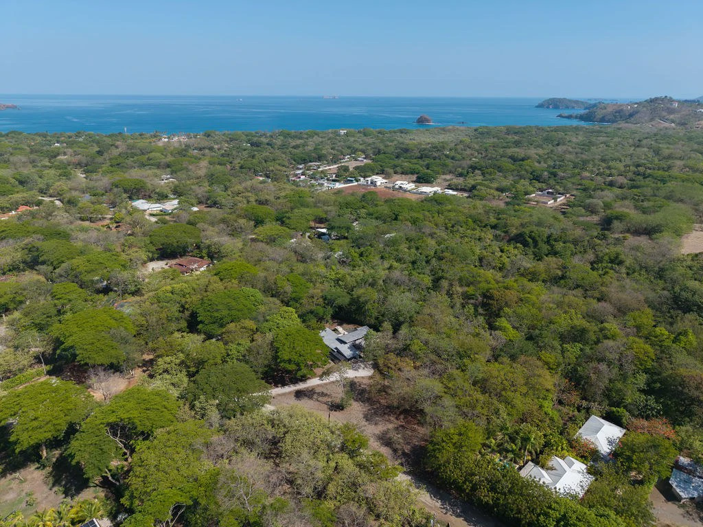 Casa Avalon: New 4-Bedroom Home on 1.48-Acre Lot – Build 2 More Structures, Just Minutes from the Beach! - Gallery image 56