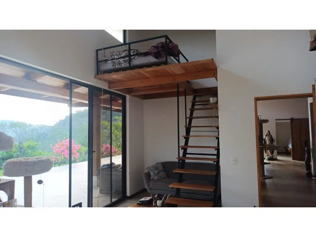 Stunning Dream Home and Pool with Separate cute smart Apartment building for Sale Surrounded by lush nature in the soft rolling hills of Hojancha - Gallery image 5