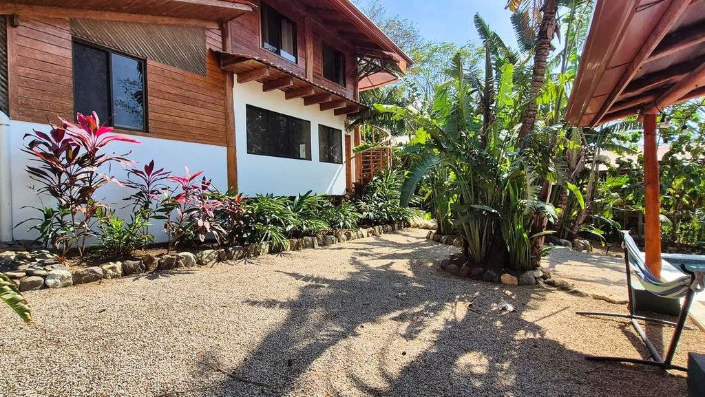 Casa Jungle Tree: PRICE DROP - Tropical Living with Pool, Expansion & Vehicle Included – Ready to enjoy the Pura Vida Lifestyle! - Gallery image 9