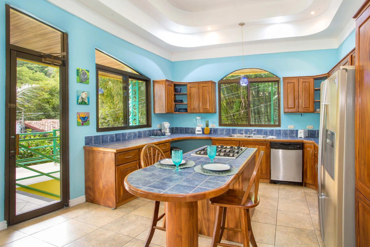 Turn-Key Jungle Retreat Home in Manuel Antonio - Gallery image 5