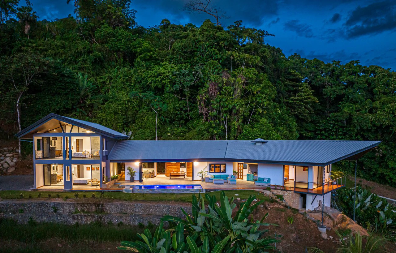 Beautiful Ocean View Casa Espiritu de la Jungla in Ojochal. Excepting Bitcoin!: Mountain House For Sale in Ojochal - Gallery image 47