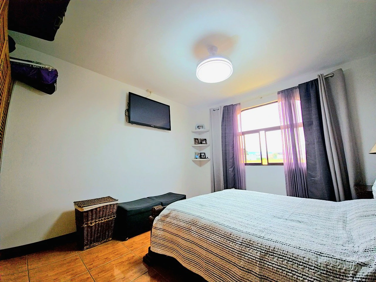 House For Sale in Llorente - Gallery image 9