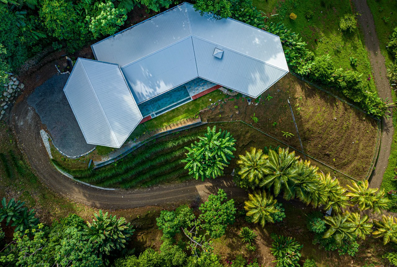 Beautiful Ocean View Casa Espiritu de la Jungla in Ojochal. Excepting Bitcoin!: Mountain House For Sale in Ojochal - Gallery image 38
