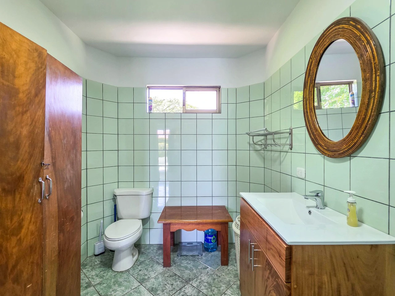 Prime Location 1bed 1bath Condo, Steps From Samara Beach - Gallery image 7