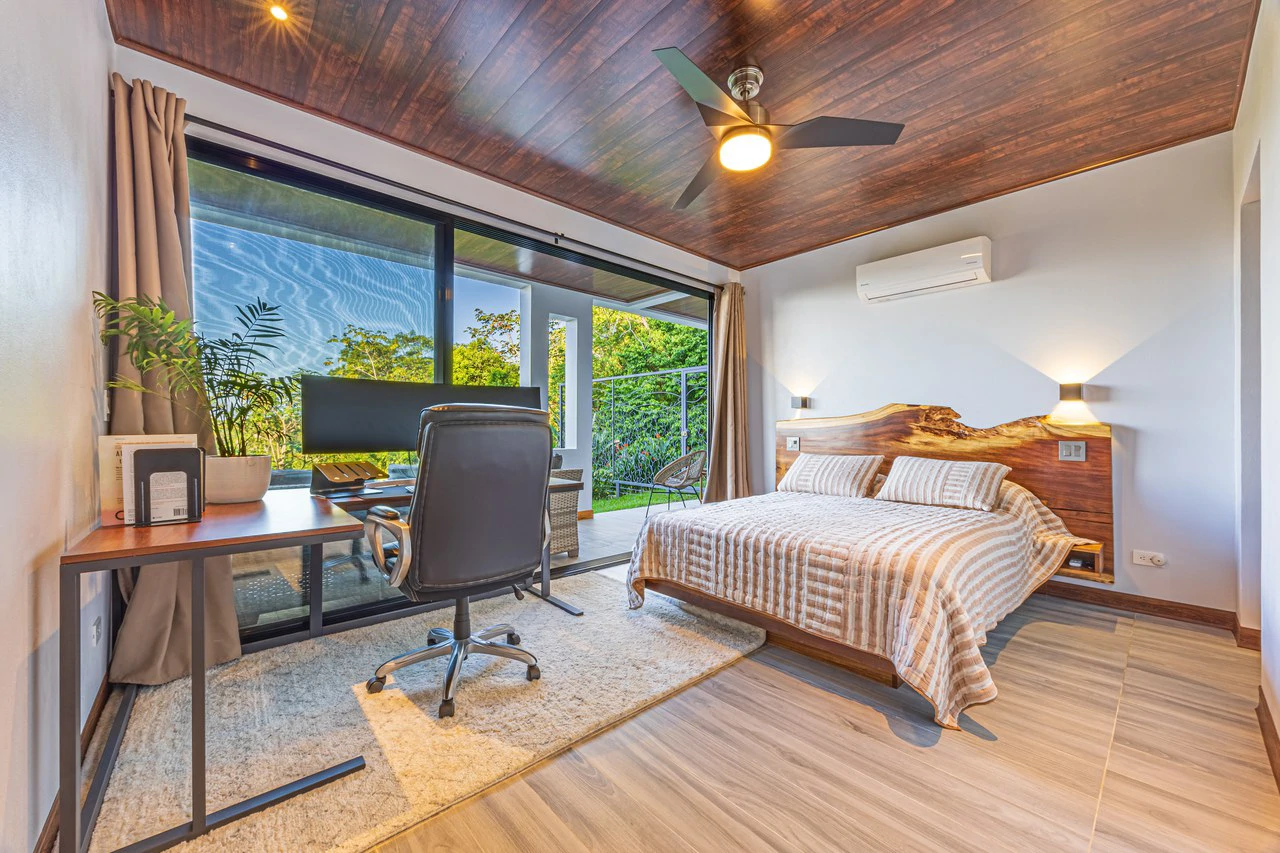 Beautiful Ocean View Casa Espiritu de la Jungla in Ojochal. Excepting Bitcoin!: Mountain House For Sale in Ojochal - Gallery image 18