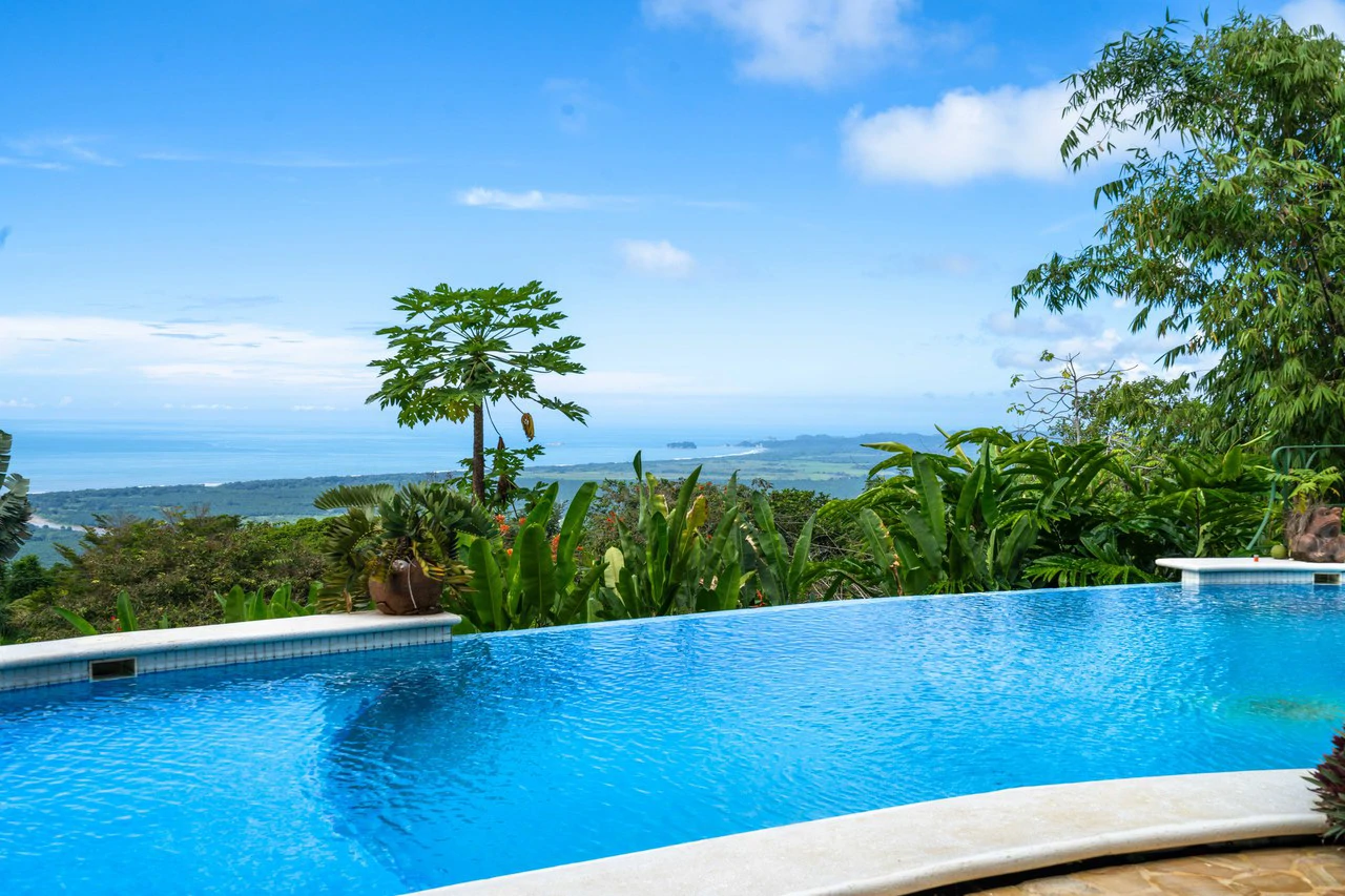 Mountain House For Sale in Savegre - Gallery image 10