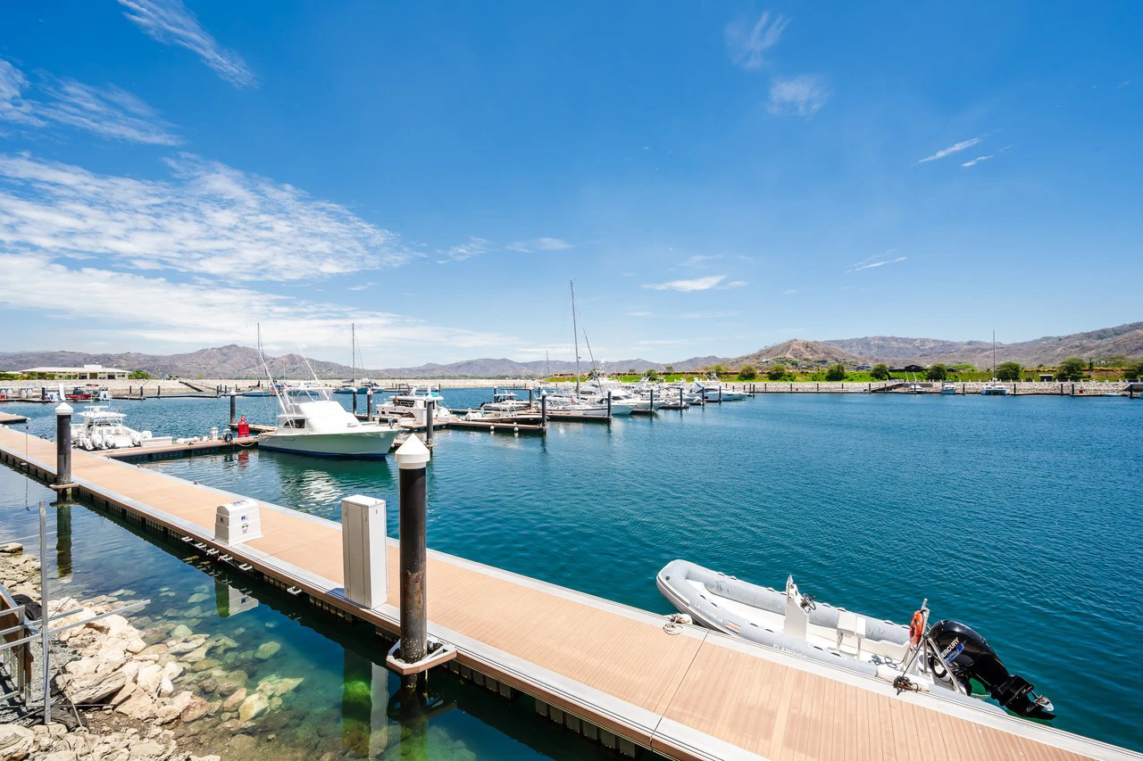 Flamingo Fitness at Marina Flamingo: Premier Gym & Wellness Facility at Marina Flamingo - Gallery image 12