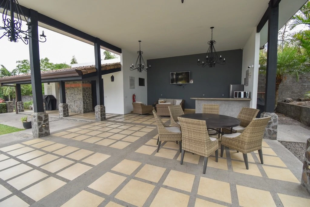 House For Sale in Ciudad Colón - Gallery image 41