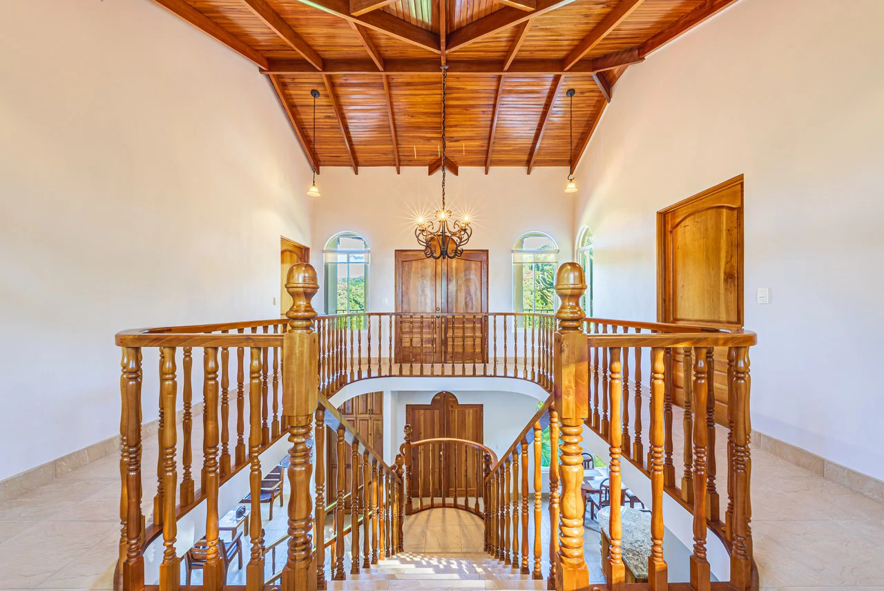 Elegant 3 Bedroom + Office Jungle Home in Puesta Del Sol, Ojochal - Gallery image 24