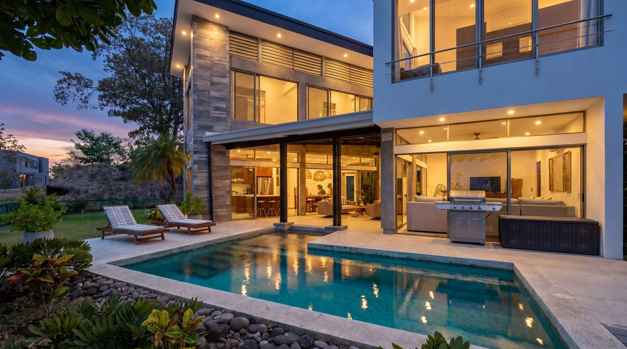 Casa Hijau: Modern Ocean-View Surf Home in Marbella - Gallery image 43