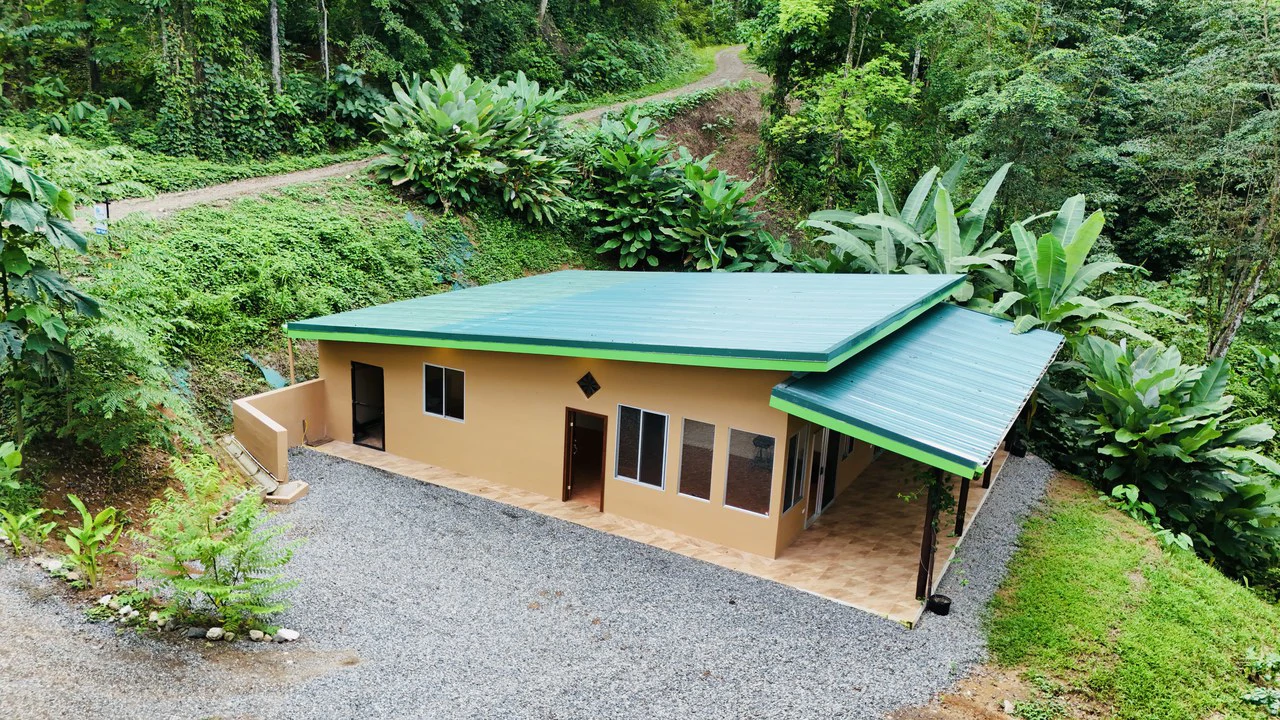 Fire Sale Investment Opportunity in Jardines del Morete | 2 Bed | 2 Bath Home with River Access