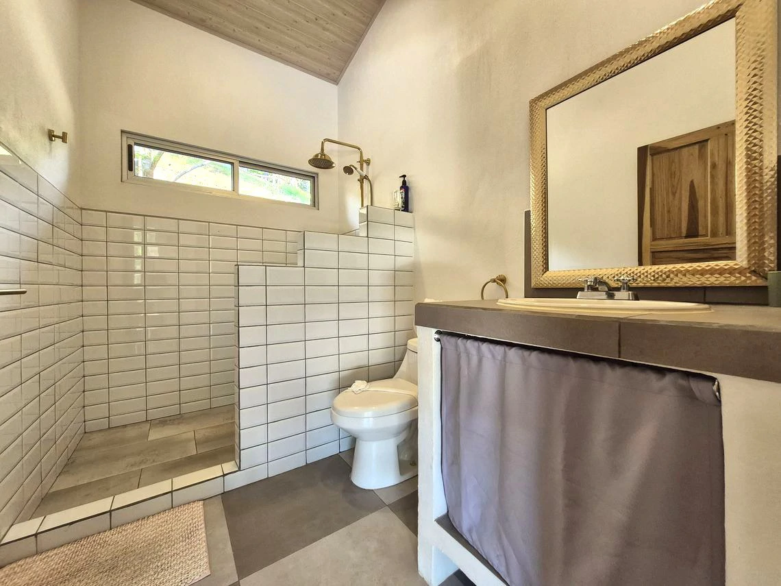 Casa Nube & Casa Cielo: Elegant Boutique Hilltop Estate With Two Homes, Saltwater Pool - ideal for families & rentals - minutes from Samara Beach - Gallery image 36