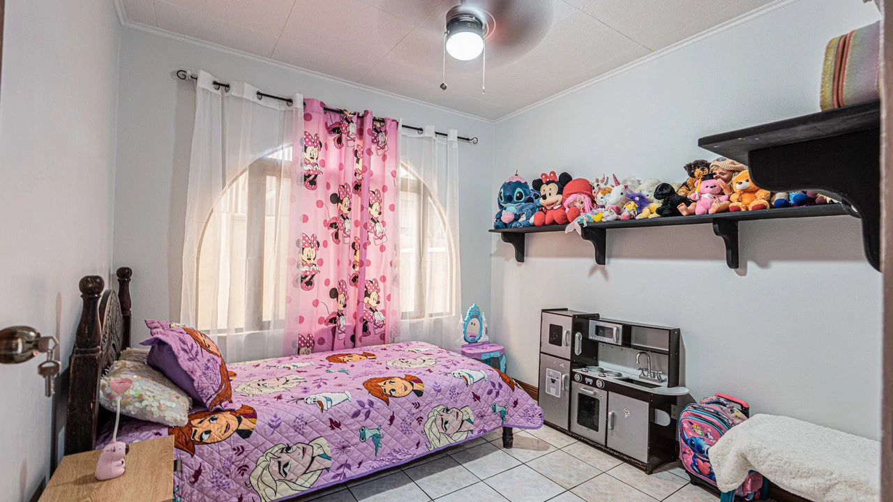 Completely Renovated 5 Bedroom Home in the Heart of San Isidro - Gallery image 34