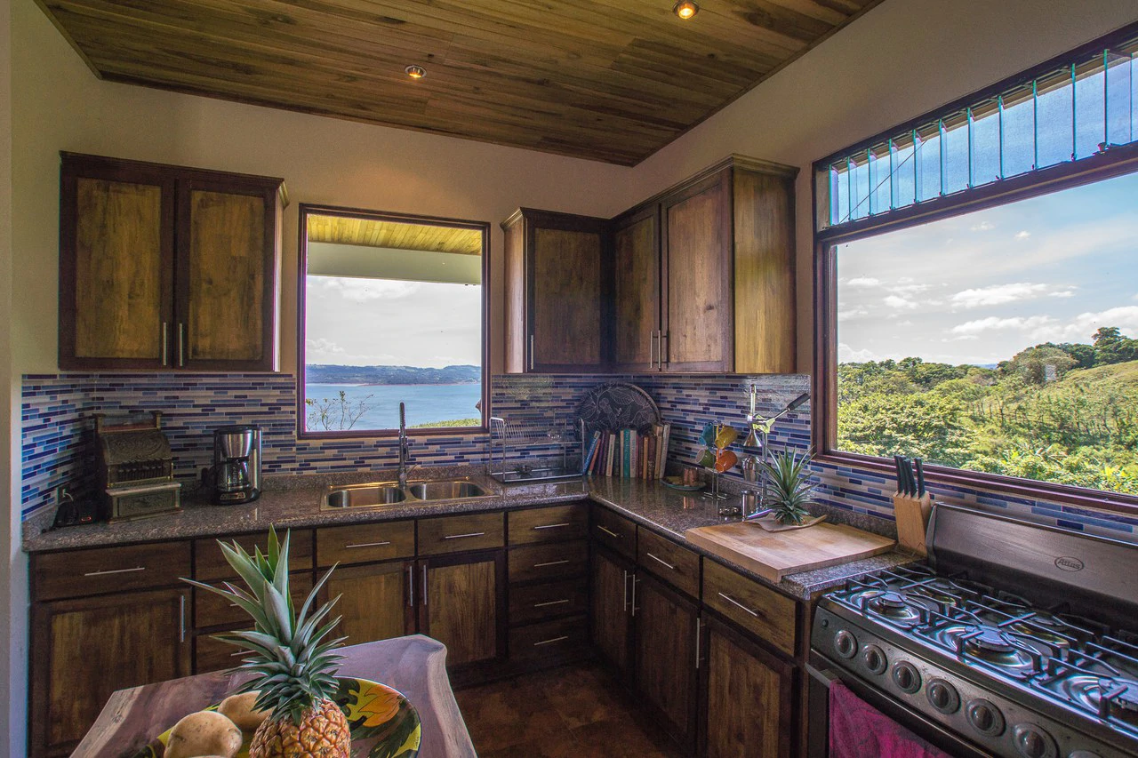 Luxury Vacation Rental Villas for Sale with Amazing Views of Lake Arenal - Gallery image 33