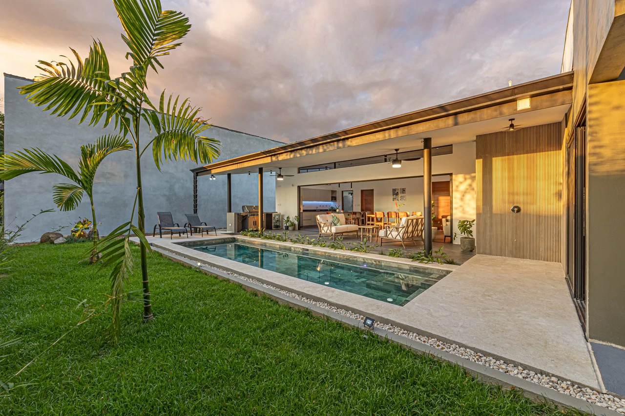 STYLISH 3 BED, 3 BATH BRAND NEW VILLA IN UVITA.: Mountain Villa For Sale in Uvita - Gallery image 17