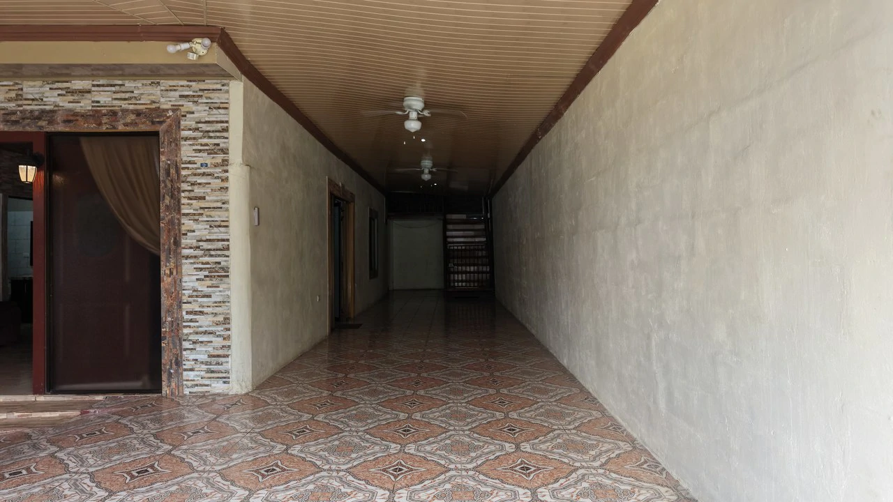 House For Sale in Daniel Flores - photo 6