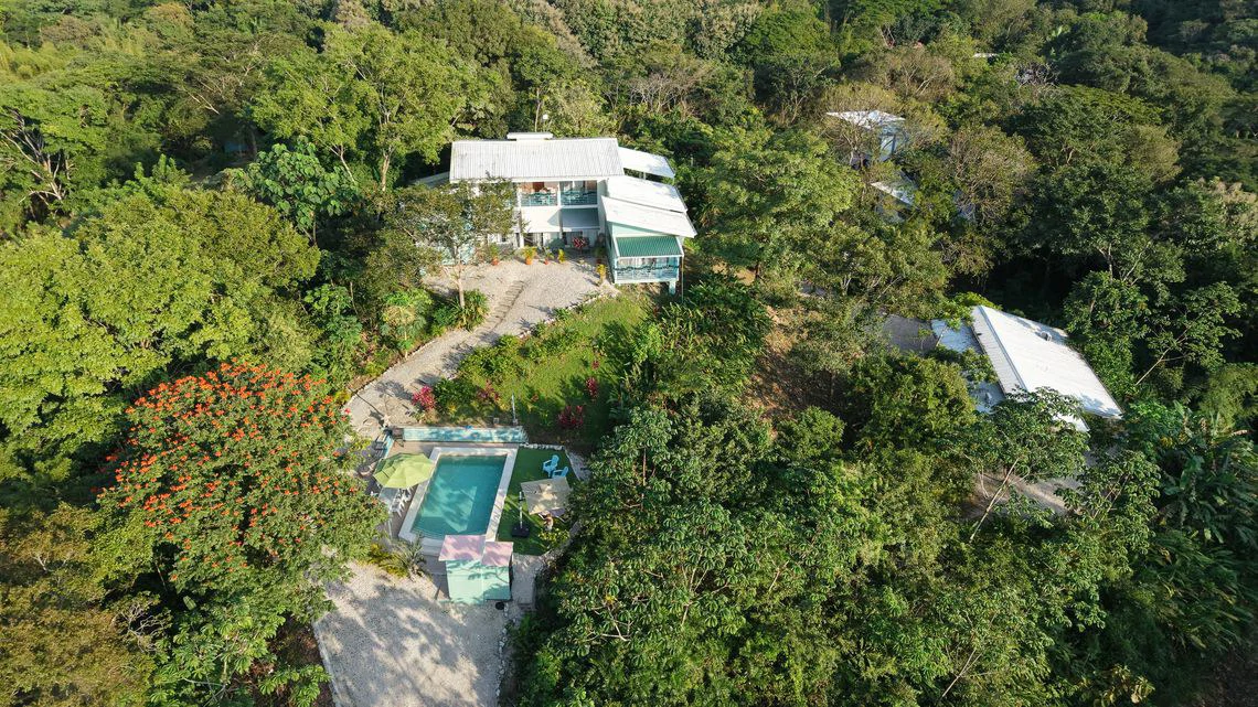 Casa Nube & Casa Cielo: Elegant Boutique Hilltop Estate With Two Homes, Saltwater Pool - ideal for families & rentals - minutes from Samara Beach - Gallery image 2