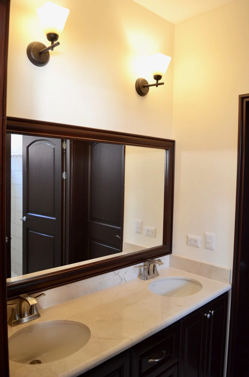 Mountain House For Sale in San Isidro - Gallery image 30