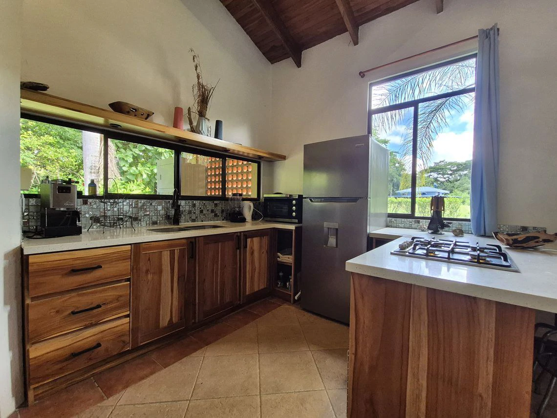 Casa Ora: Price Reduction - Charming Renovated Home with Expansion Potential, Close to All Amenities. - Gallery image 10