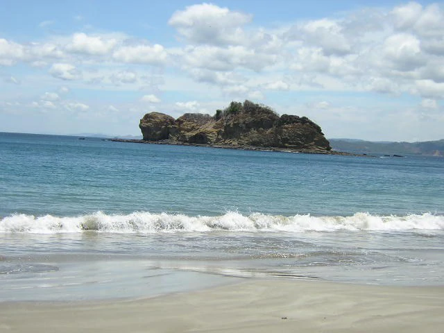 Playa Rajada, 10 HA, white sand beach: on the Pacific Ocean is located on the furthest  Northern Peninsula