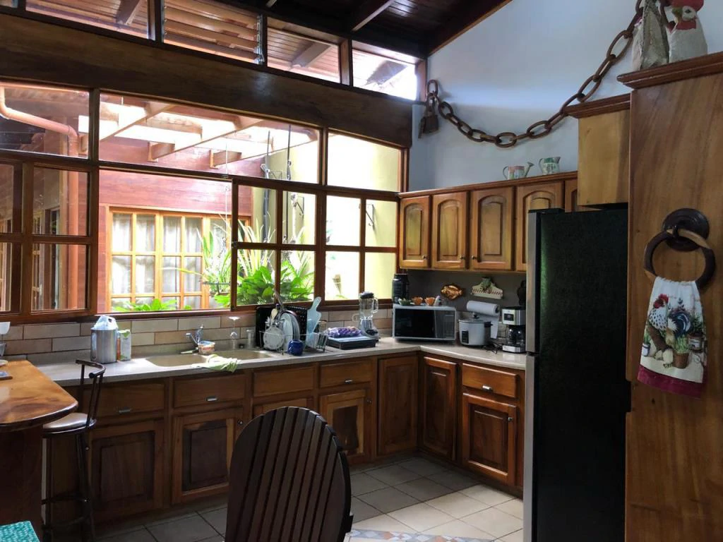 Luxury House for Sale in Liberia, Guanacaste, Costa Rica – Prime Location and Exclusive Design - Gallery image 5