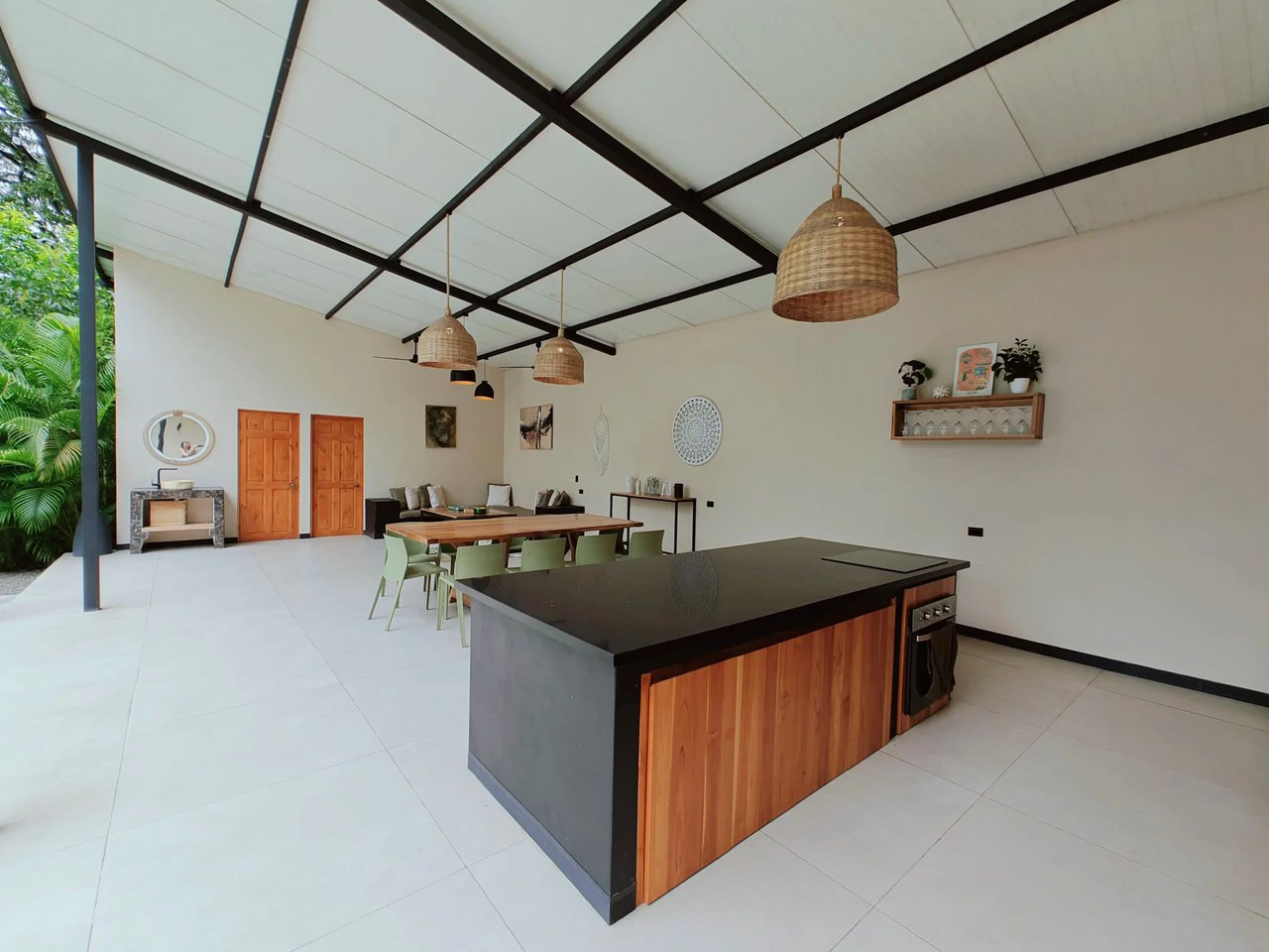 ID 751: Turn-Key Villa with Proven Income Near Cahuita National Park – Main House, Casita, and Stunning Pool on Over Half an Acre - Gallery image 37
