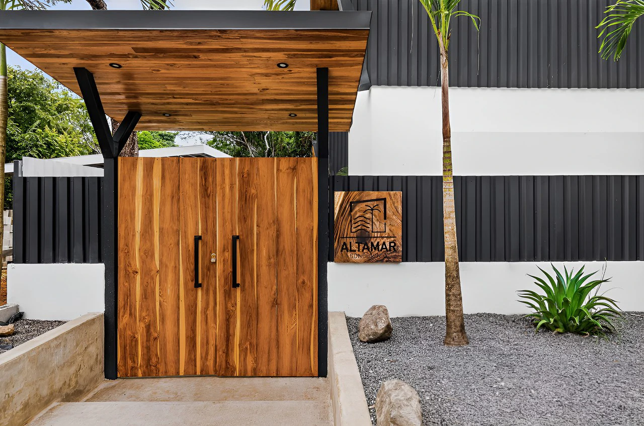 Villa Altamar: Four Private Villas Steps from Playa Langosta - Gallery image 18